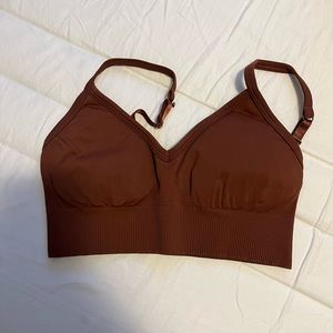 Lululemon sport’s bra